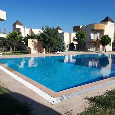 Akbuk Kamu Kamp איידן