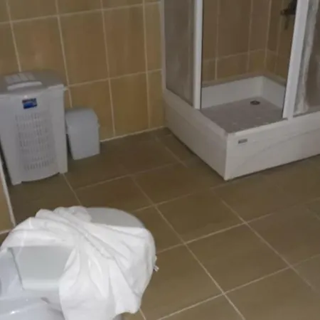 פארק נופש Akbuk Kamu Kamp